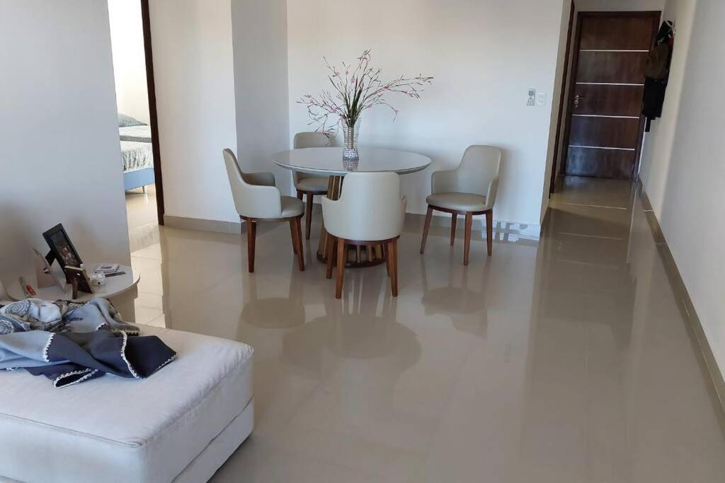 Apartmán Hermoso Conjunto Residencial Con Piscina Asunción Exteriér fotografie